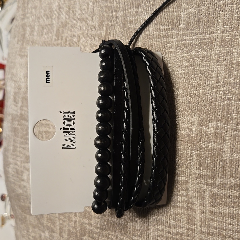 Kaneore Mens Faux leather bracelets‎